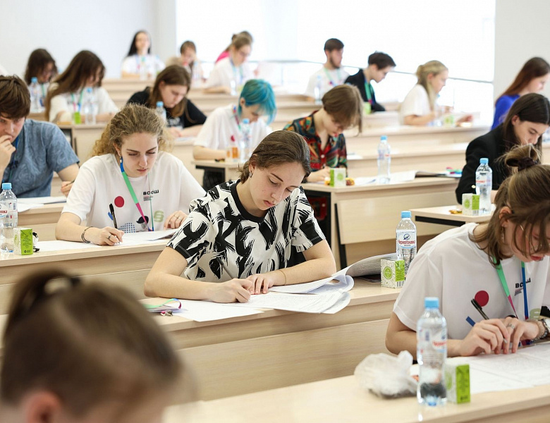 Стеблева Мария третий год подряд стала призером заключительного этапа ВСОШ по русскому языку