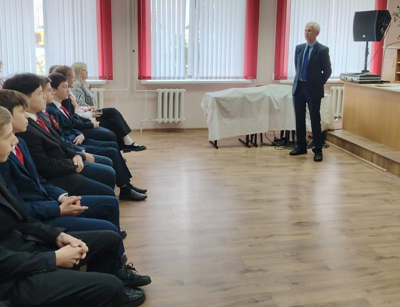 Встреча с Лукьянчиковым В.А., сыном героя Великой Отечественной войны